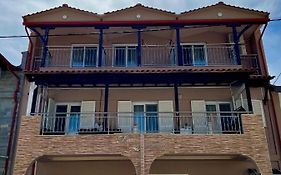 House Kiratsi